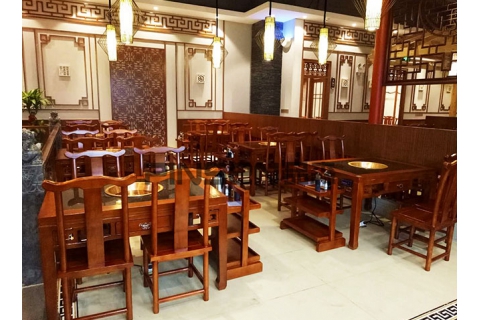深圳哪里有火鍋店餐桌定制廠家，中式火鍋店設(shè)計(jì)要注意什么？